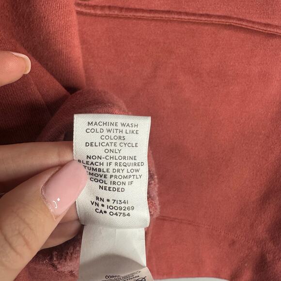 L.L Bean Signature Women's Pink 1/4 Zip Pullover Pouch Pocket detail Size M - Picture 7 of 8